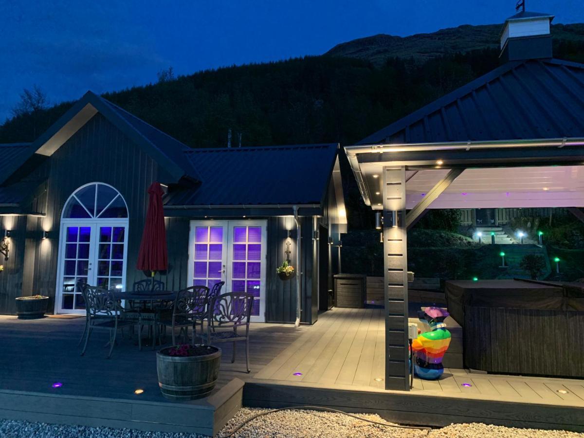 Little Fox Lodge Luxury Hideaway With Hot Tub Glencoe Near Fortwilliam (Adults Only) Bagian luar foto